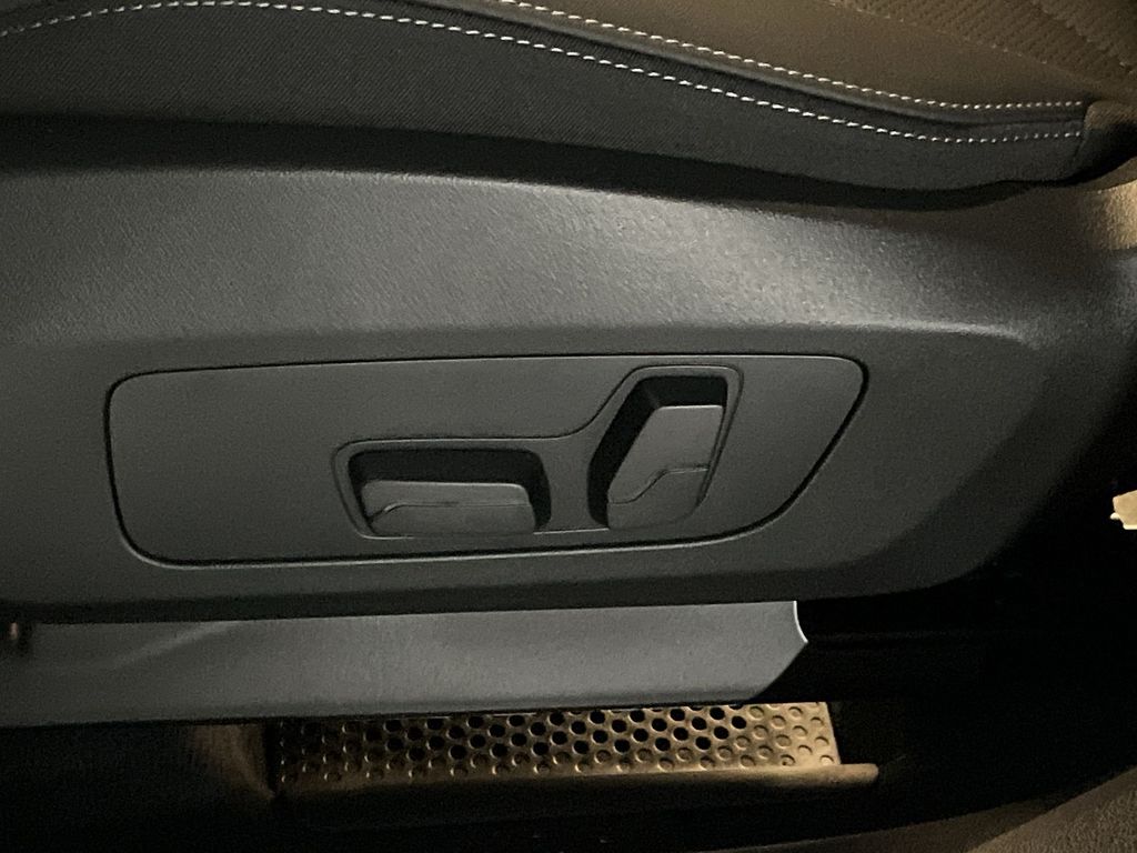 Thumbnail: 2026 BMW X2 - 12