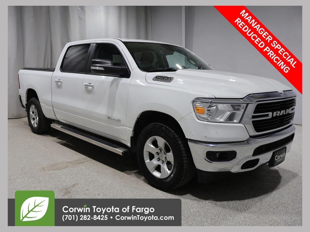 Bright White Clearcoat 2019 RAM 1500 Pickup Truck Four-Wheel Drive 8-Speed Automatic