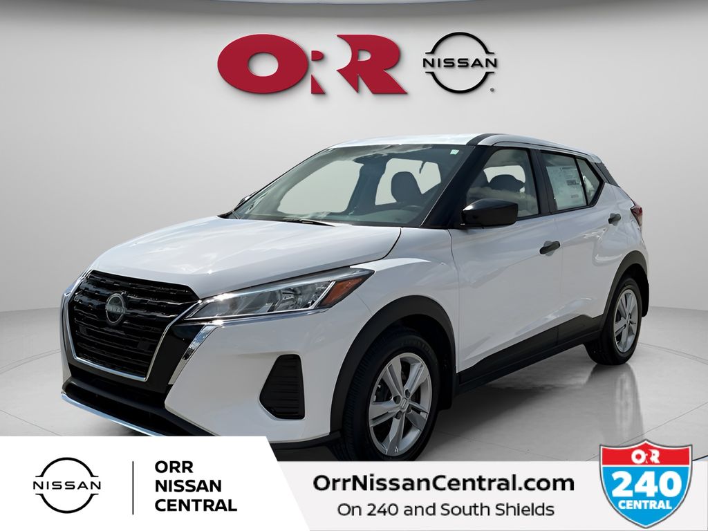 Used 2025 Nissan Kicks Play