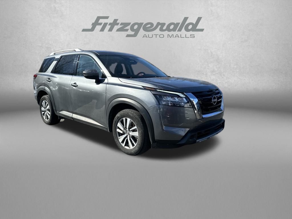 2025 Nissan Pathfinder SL 4WD