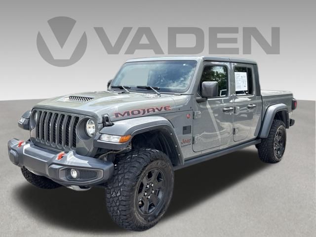 Sting-Gray Clearcoat 2022 Jeep Gladiator Pickup Truck Four-Wheel Drive 6-Speed Manual