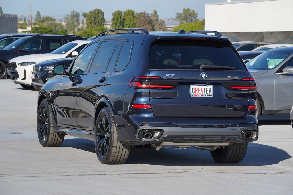Thumbnail: 2026 BMW X7 - 7