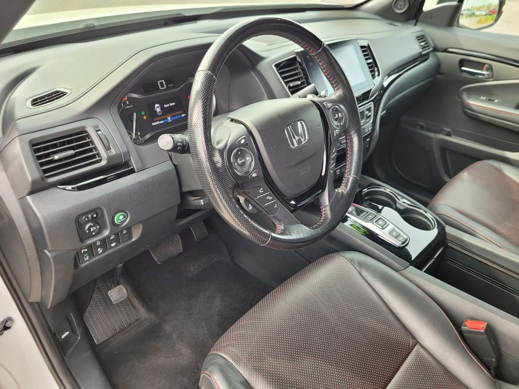 Used 2023  Honda Black Edition image 14