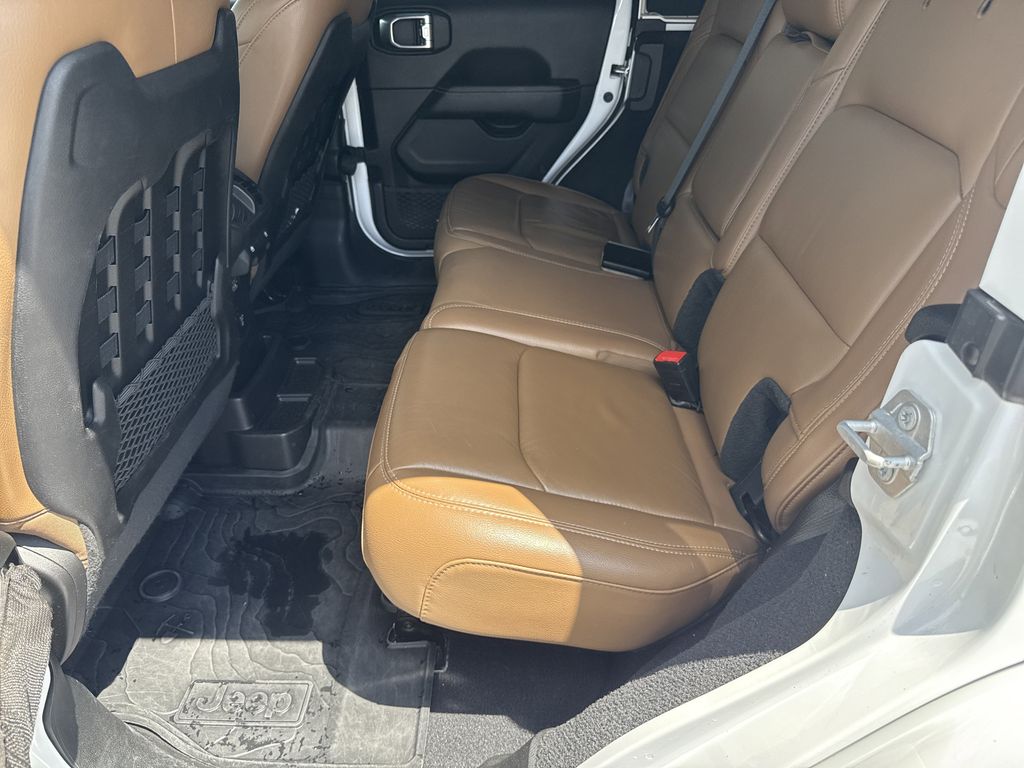 2021 Jeep Wrangler Unlimited Rubicon White at River Oaks CDJR