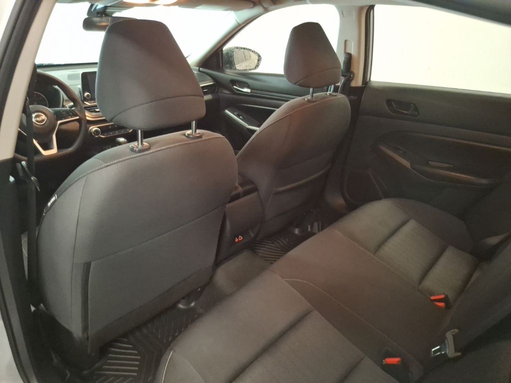 Used 2024 Nissan Altima Sedan