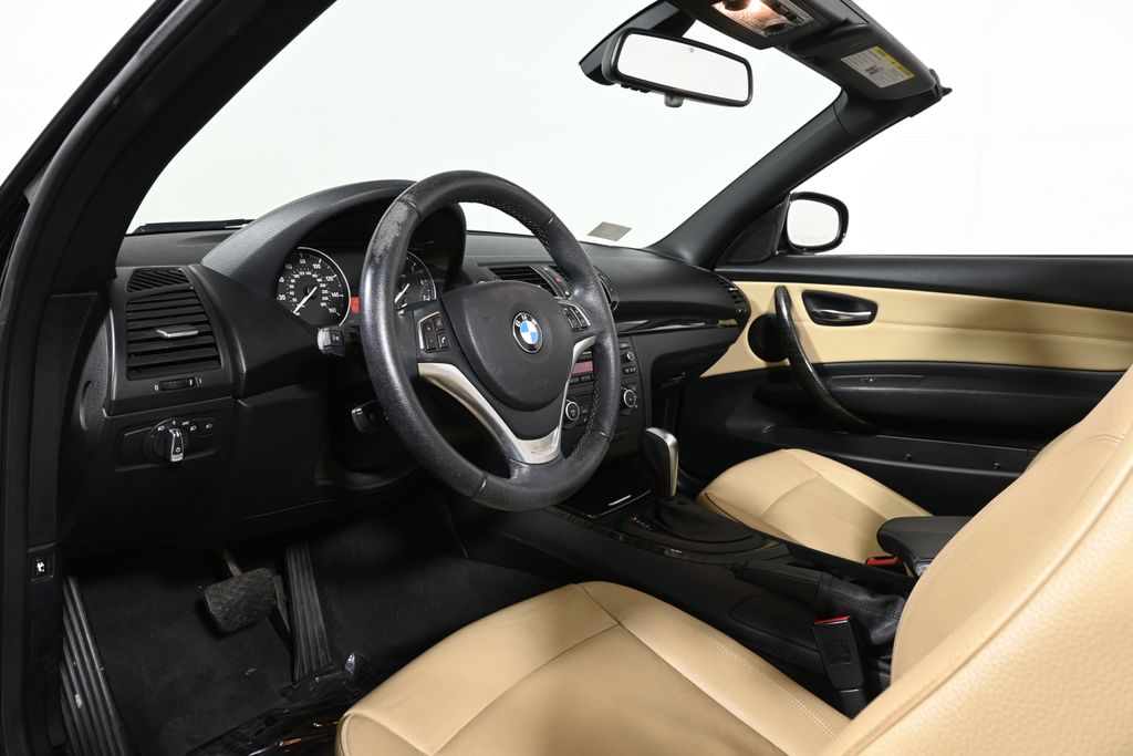 Thumbnail: 2013 BMW 1 Series - 23