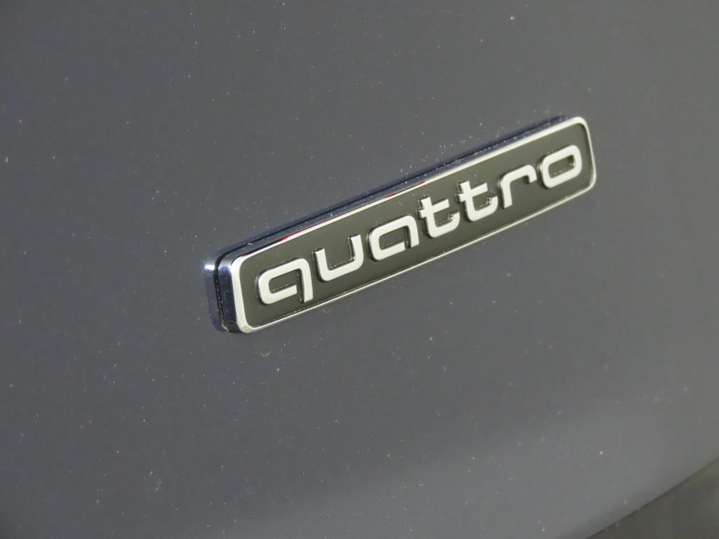Thumbnail: 2026 Audi Q7 - 10