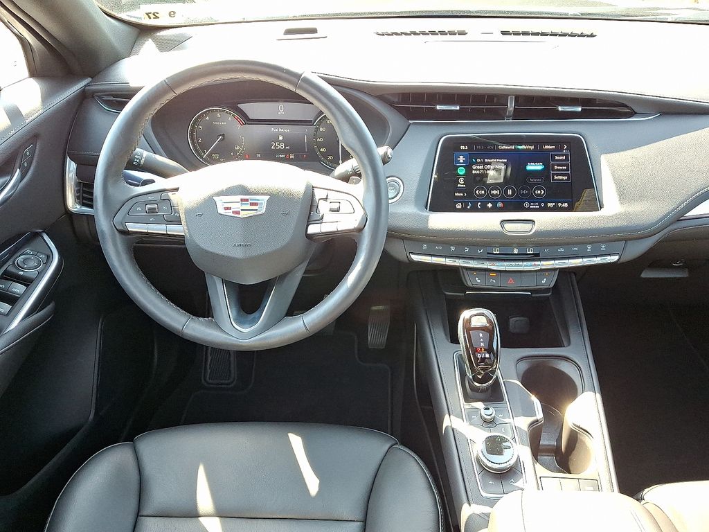 Thumbnail: 2023 Cadillac XT4 - 12