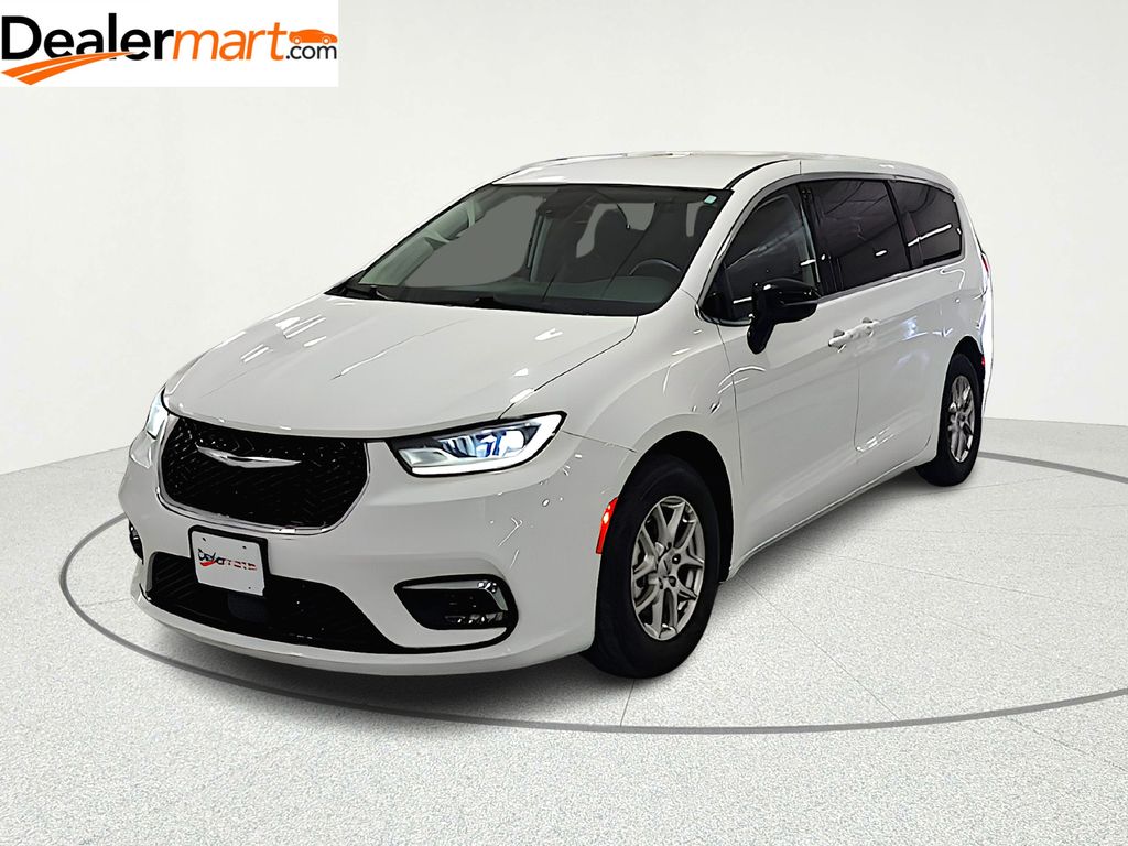 Bright White Clearcoat 2024 Chrysler Pacifica Touring L FWD Minivan Front-Wheel Drive 9-Speed Automatic
