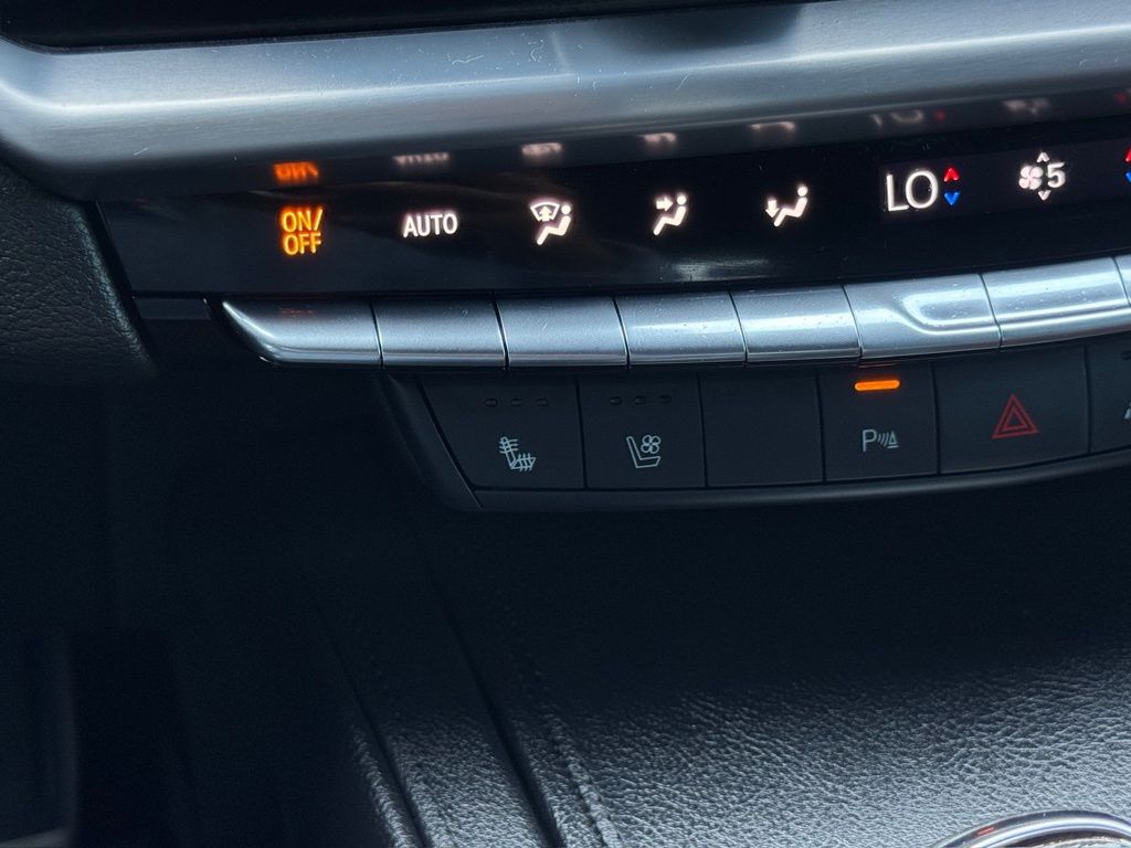 2024 Cadillac XT4 Sport - 8