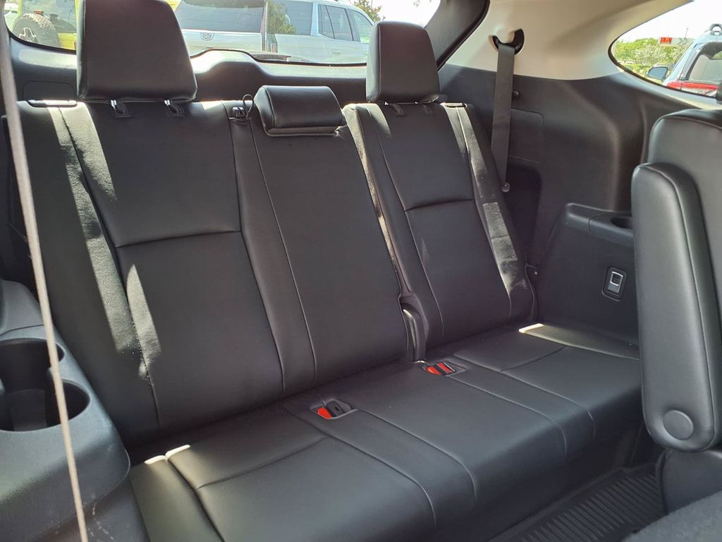 Used 2020 Toyota Highlander SUV