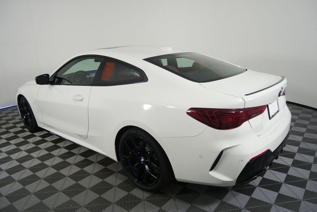 Thumbnail: 2026 BMW 4 Series - 6