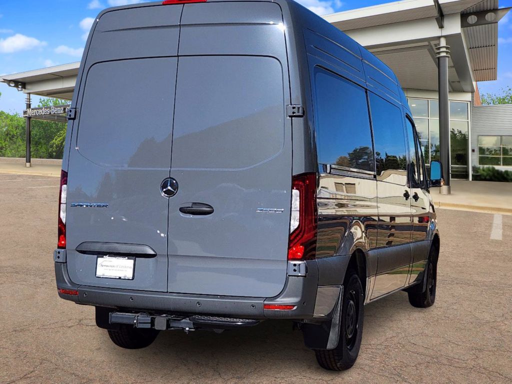 2024 Mercedes-Benz Sprinter 2500 Cargo 144 WB 3