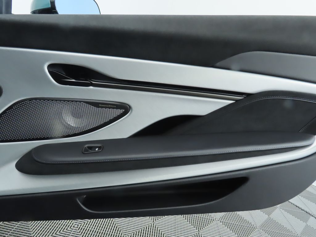 Thumbnail: 2025 Aston Martin Vanquish - 24