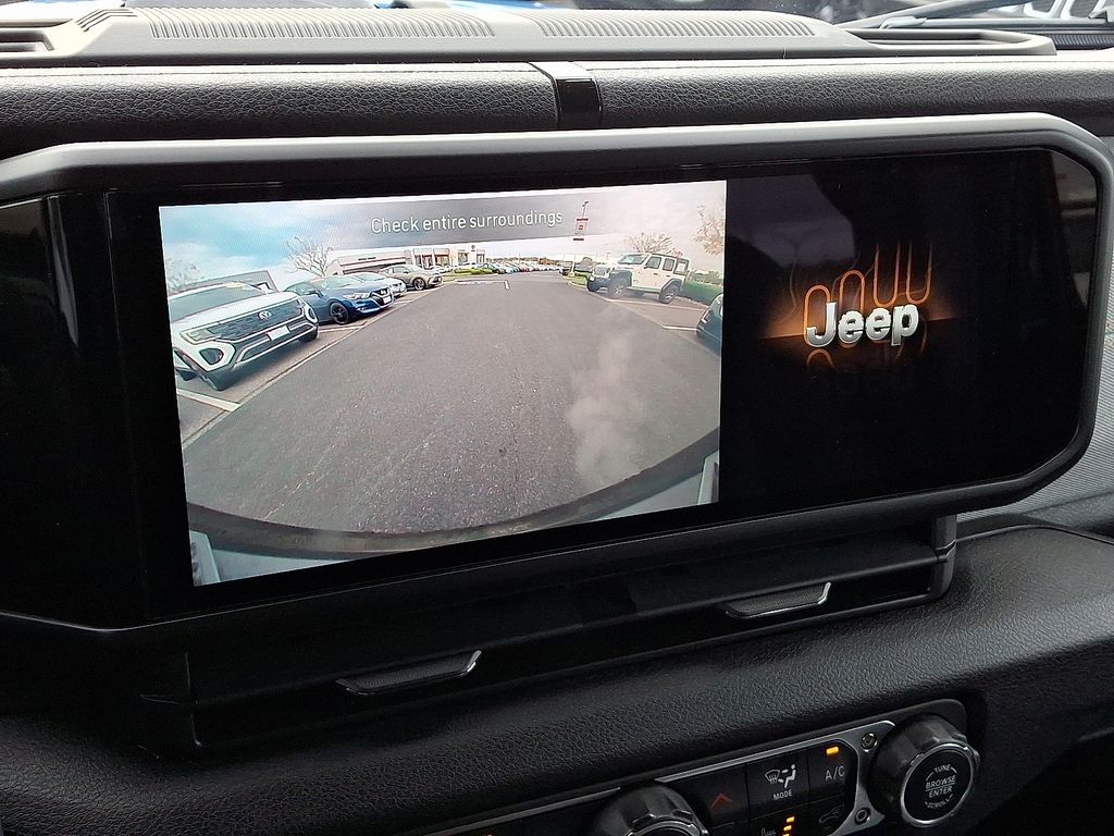 Thumbnail: 2024 Jeep Wrangler - 18