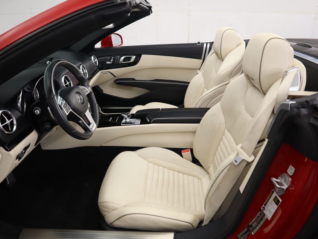 2014 Mercedes-Benz SL-Class SL 550 28