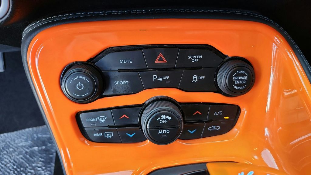 2022 Dodge Challenger