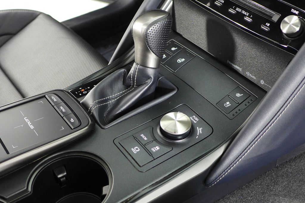 2022 Lexus IS 350 15