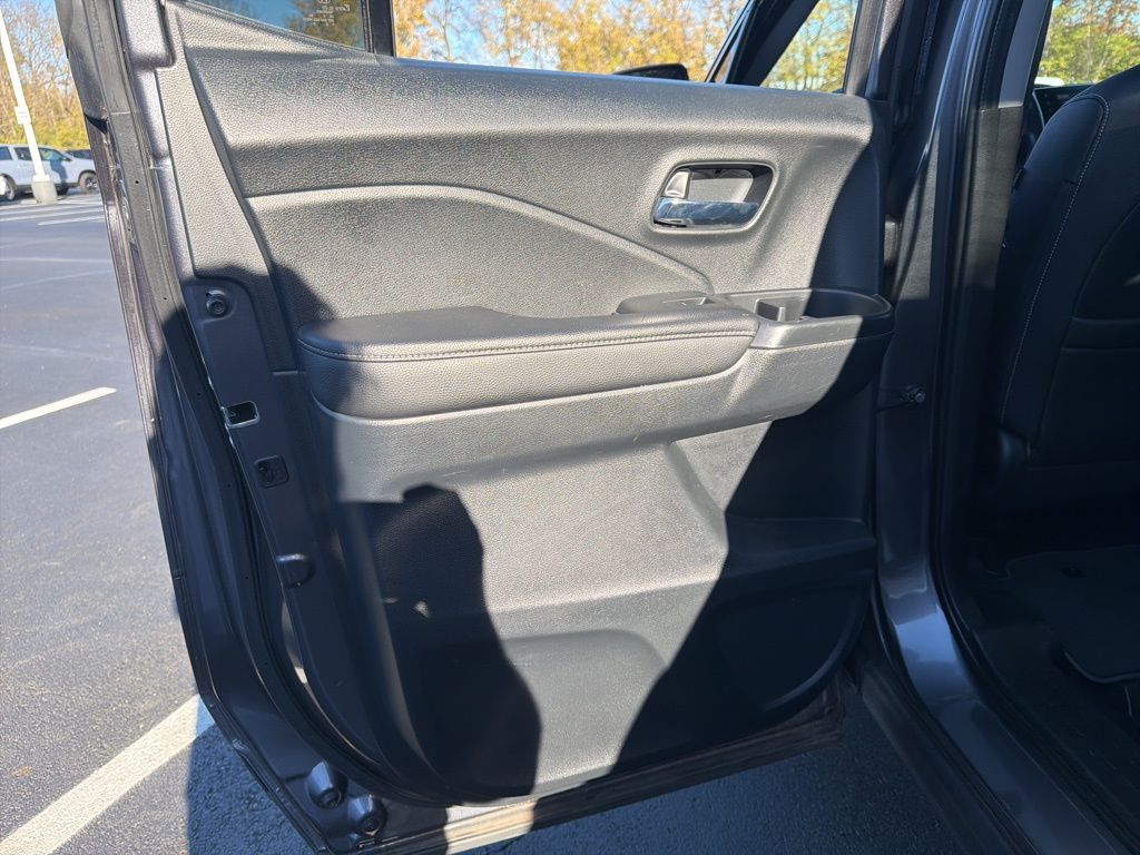 Thumbnail: 2023 Honda Ridgeline - 21