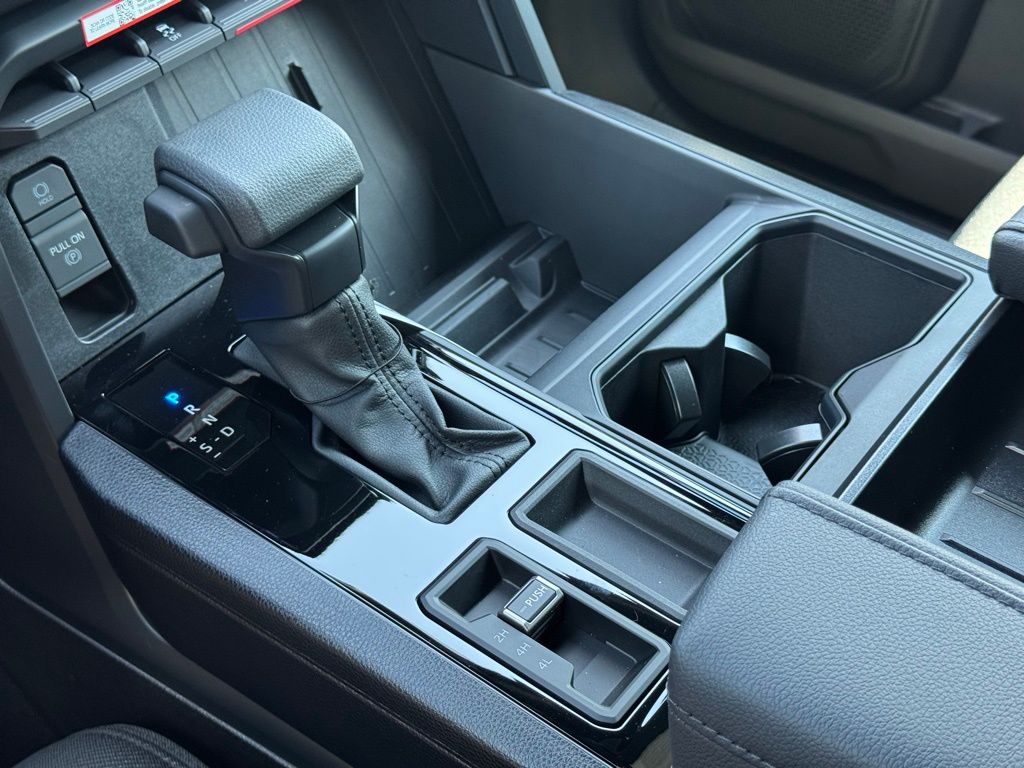 2026 Toyota Tundra SR CrewMax photo 24