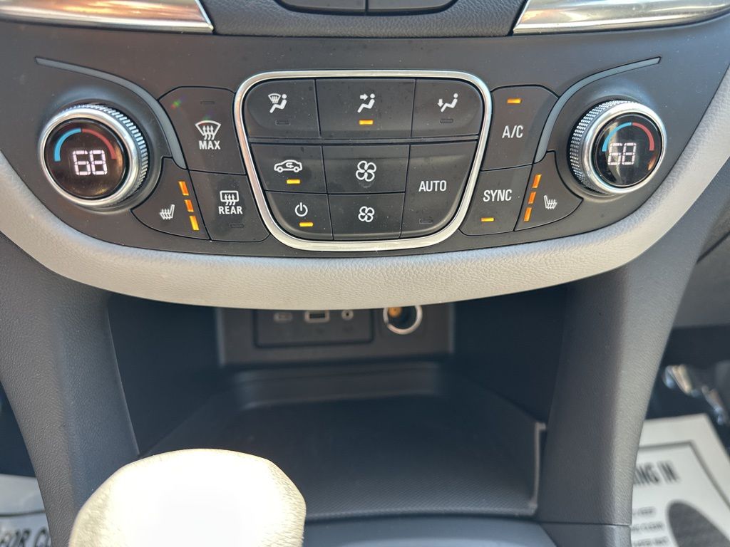 2024 Sterling Gray Metallic Chevrolet Equinox LT FWD SUV