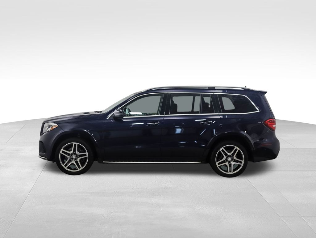 Thumbnail: 2017 Mercedes-Benz GLS - 2