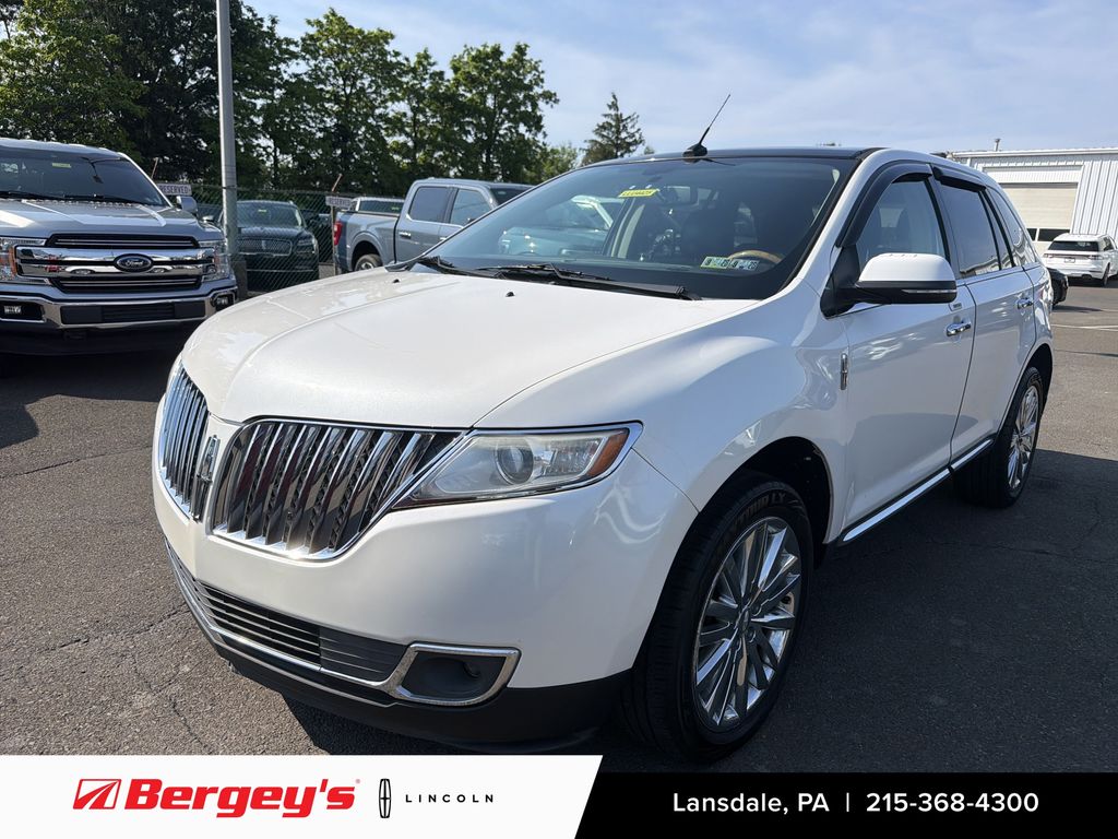 White Platinum Clearcoat Metallic 2014 Lincoln MKX SUV / Crossover All-Wheel Drive 6-Speed Automatic