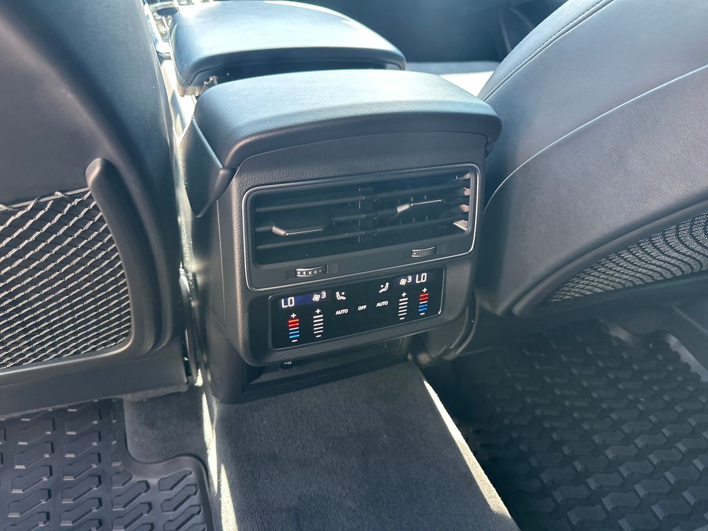 Used Car 2023 Audi Rs Q8  4.0t For Sale Under $100,000 In Austin, Texas