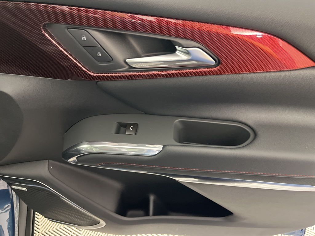 Thumbnail: 2026 Chevrolet Traverse - 10