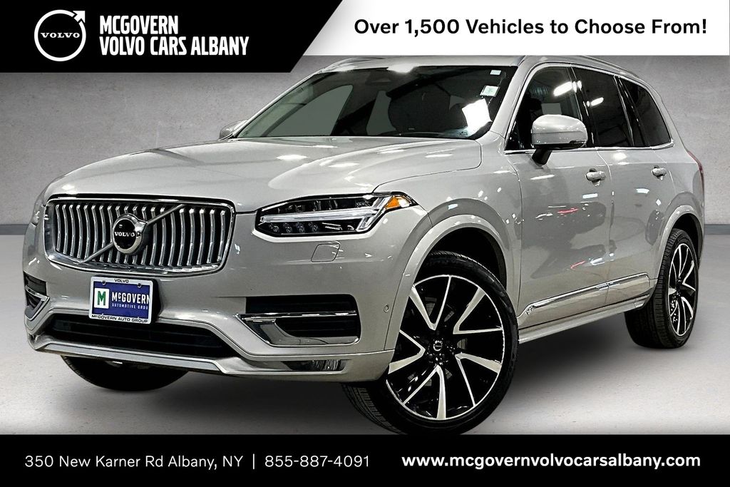2023 Volvo XC90 B5 Plus Bright Theme AWD