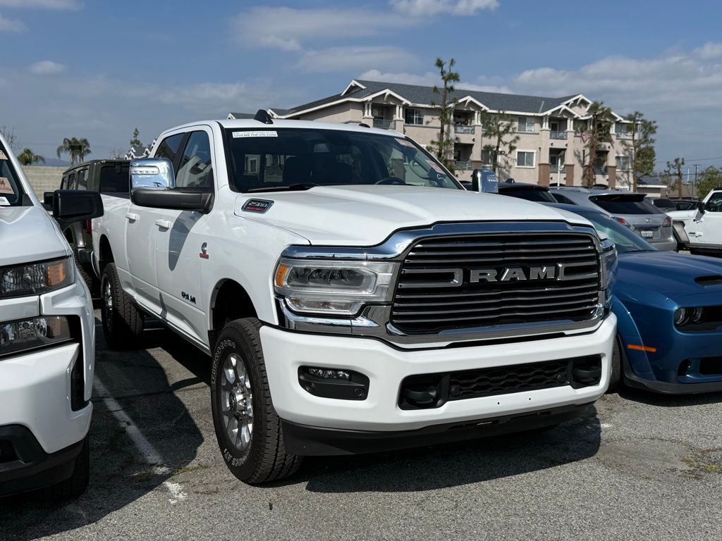 2024 RAM 2500 Laramie Crew Cab 4WD