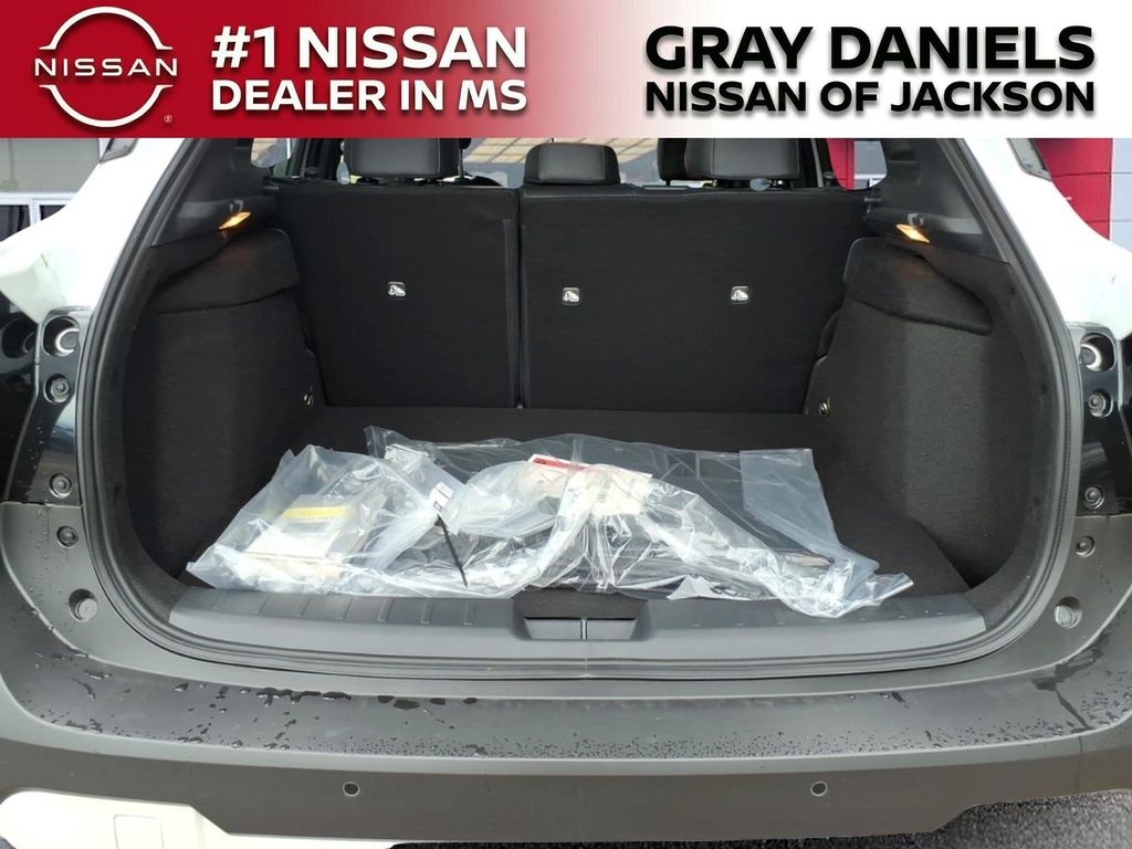 Used 2025 Nissan Kicks SUV