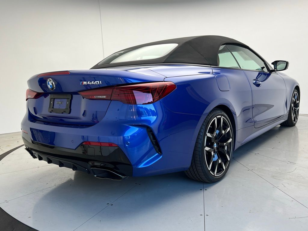 Thumbnail: 2025 BMW 4 Series - 6