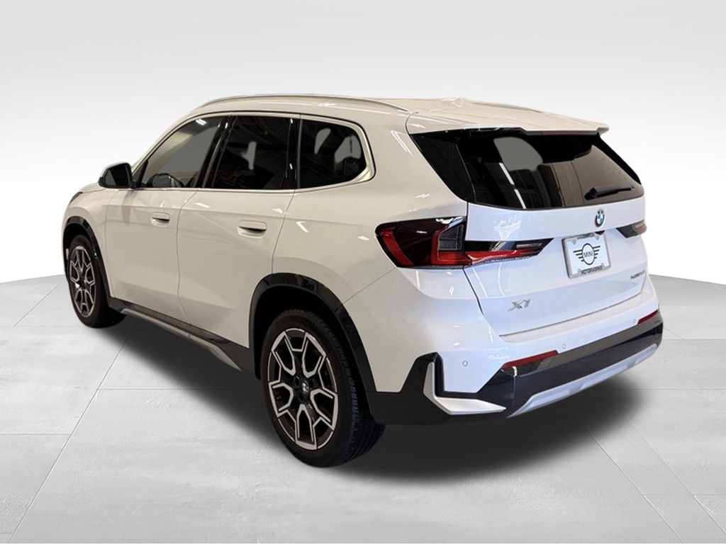 Thumbnail: 2024 BMW X1 - 3