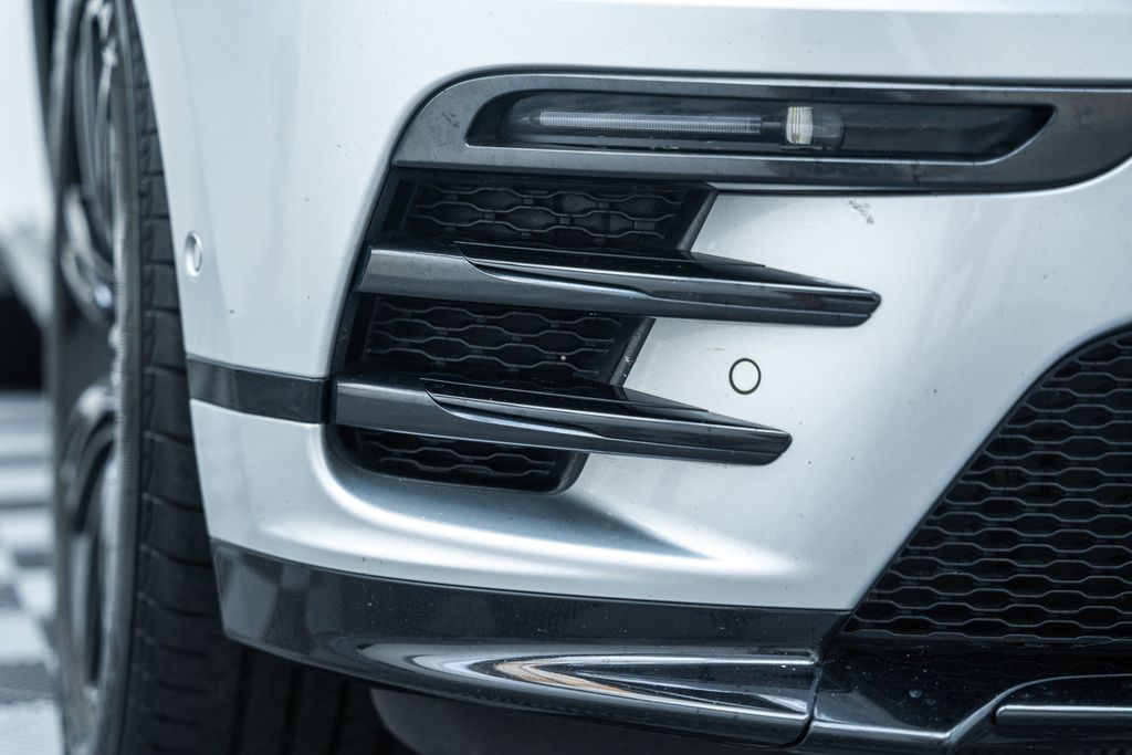 Land RoverRange Rover Velar15