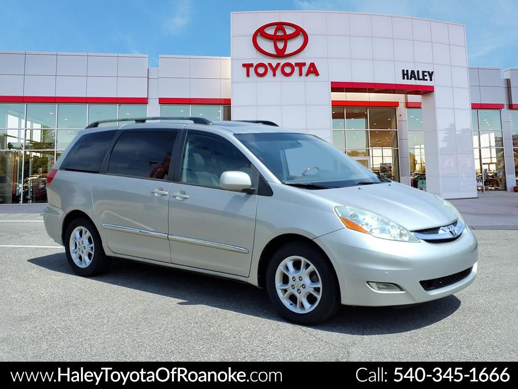 2006 Toyota Sienna XLE Limited 7-Passenger