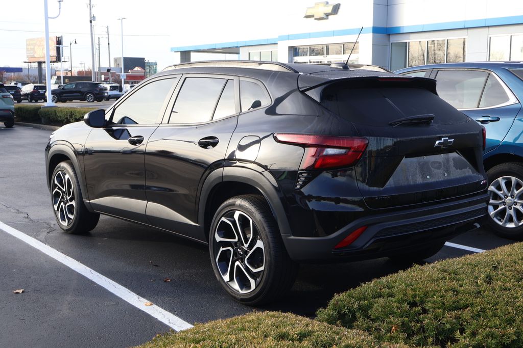 Thumbnail: 2024 Chevrolet Trax - 10