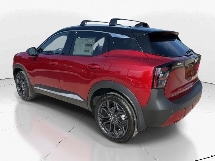 2025 Scarlet Ember Tintcoat/Super Black Nissan Kicks SR FWD SUV
