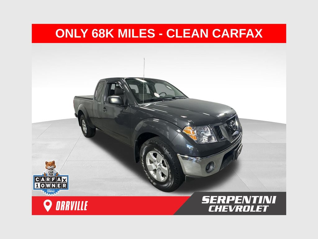 Night Armor Pearl/Mica 2011 Nissan Frontier Pickup Truck Four-Wheel Drive 5-Speed Automatic Overdrive