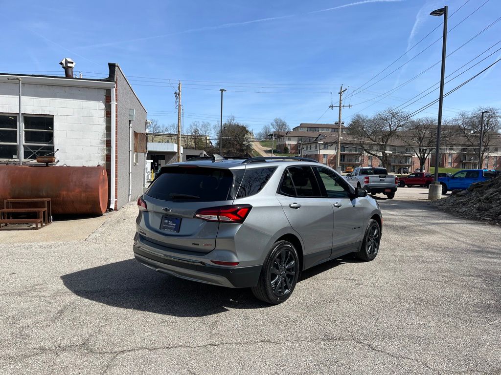 View vehicle photo 6