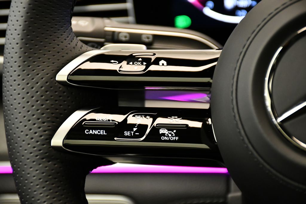 Thumbnail: 2026 Mercedes-Benz GLS - 23