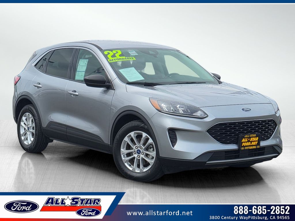 Silver Metallic 2022 Ford Escape SE FWD SUV / Crossover Front-Wheel Drive 8-Speed Automatic