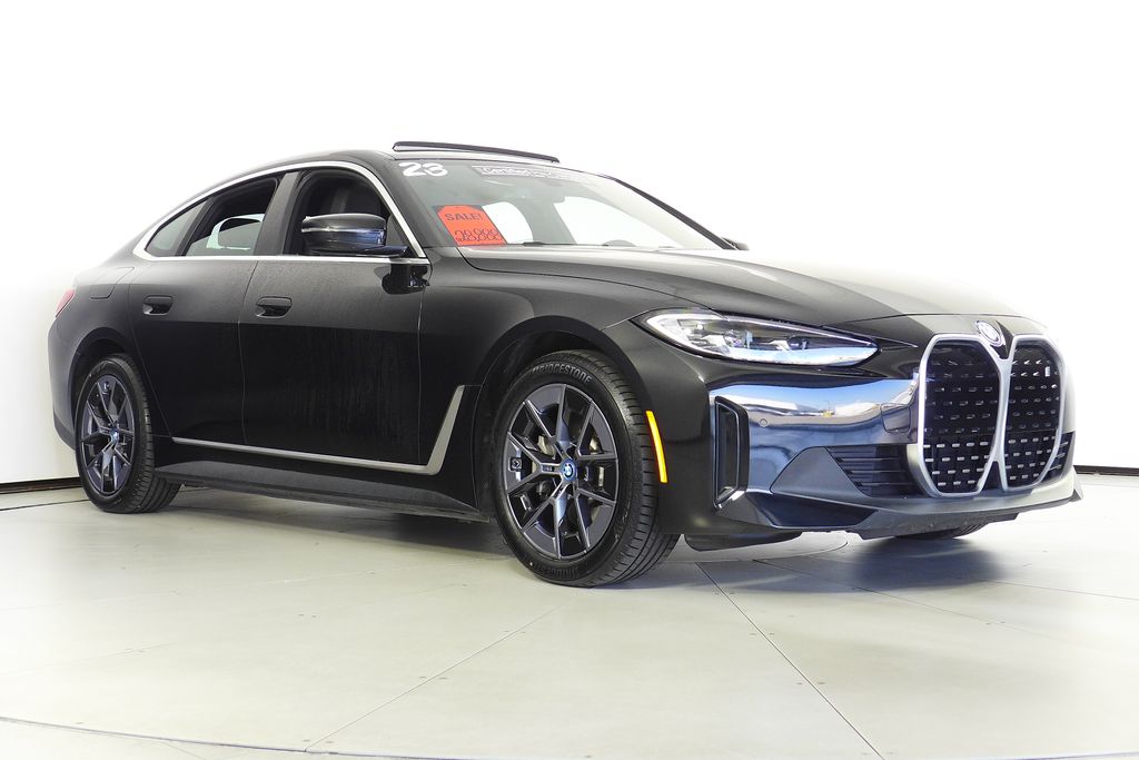 Thumbnail: 2023 BMW i4 - 4