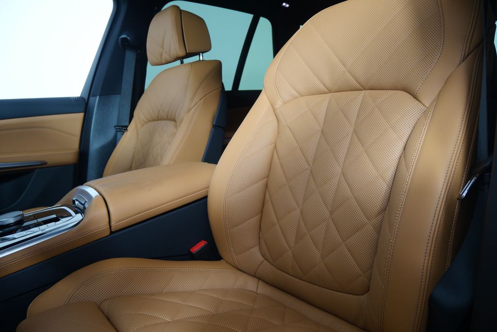 2026 BMW X5 xDrive40i 11