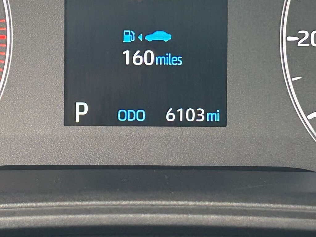 Used 2024 Ice Cap Toyota SE image 24