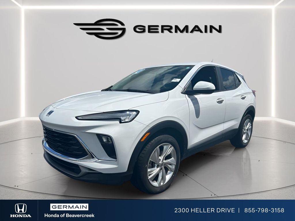 Used 2024 White Buick Preferred image 3