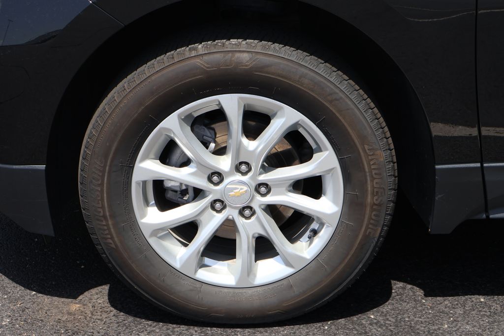 Thumbnail: 2021 Chevrolet Equinox - 11