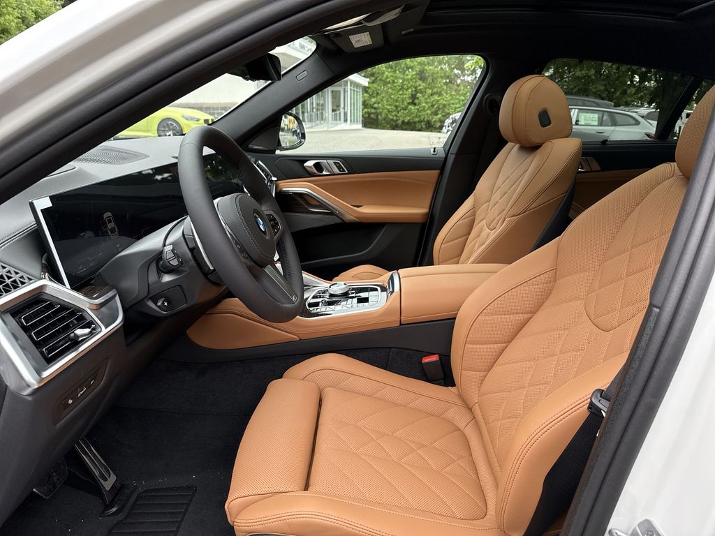 Thumbnail: 2027 BMW X6 - 11