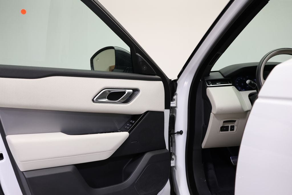 Thumbnail: 2023 Land Rover Range Rover Velar - 27