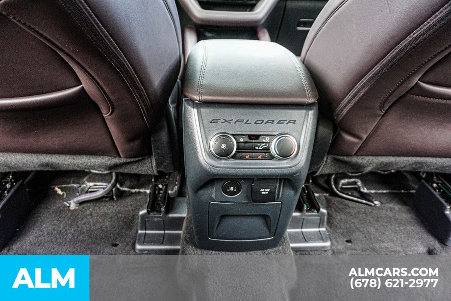 Used 2026 Black Ford Platinum image 33